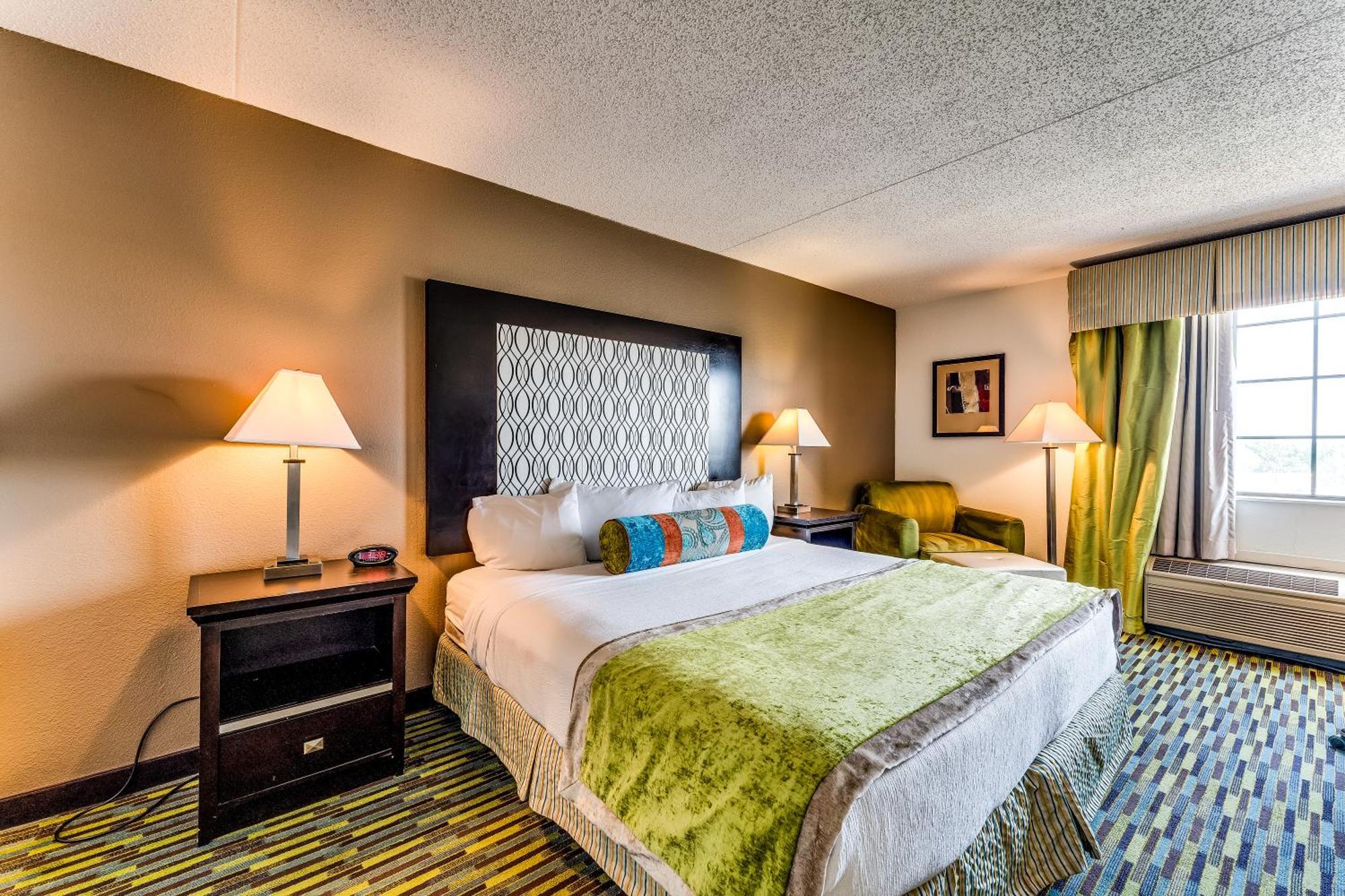Wyndham Garden Wichita Downtown Otel Dış mekan fotoğraf