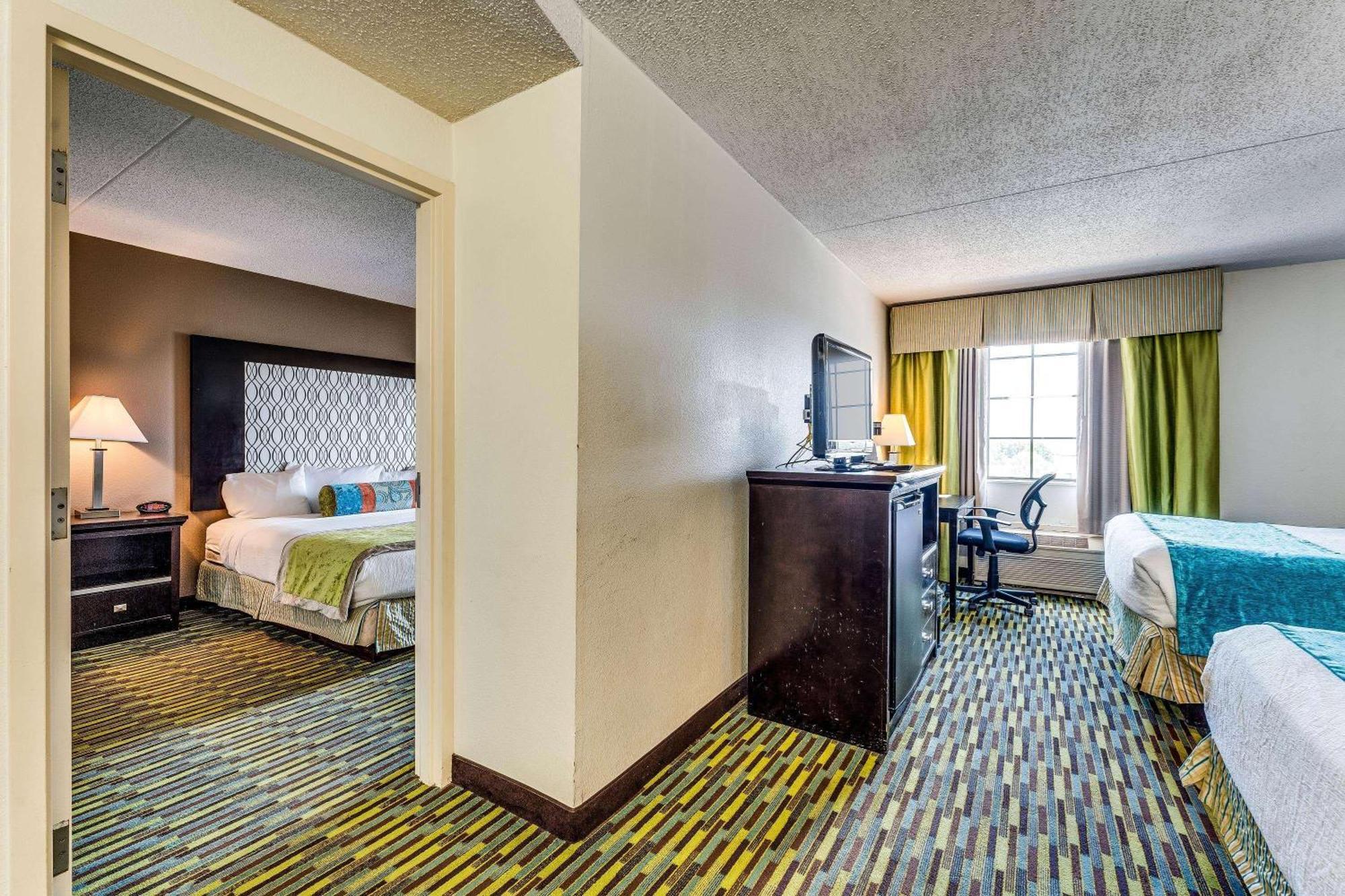 Wyndham Garden Wichita Downtown Otel Dış mekan fotoğraf
